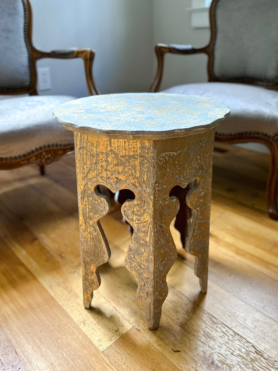 Gilded Antique Paint Finish Workshop - Hexie Table Makeover