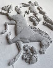 Load image into Gallery viewer, Horse &amp; Hound Decor Mould by IOD - Iron Orchid Designs
